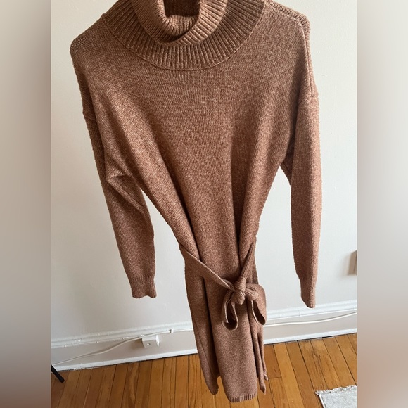 Rachel Zoe turtleneck dress, caramel camel - Picture 2 of 4
